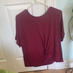 XL Red GapFit Breathe Flowy Top